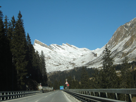 alpes-route.jpg